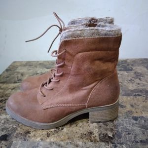 Mossimo NEW womens BrownWinter boots size 8